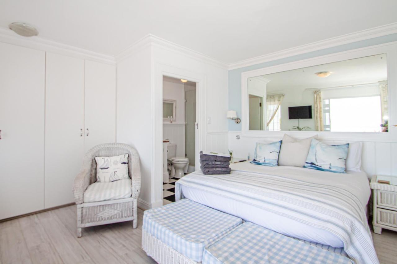 A Boat House Hotel Simon's Town Bagian luar foto