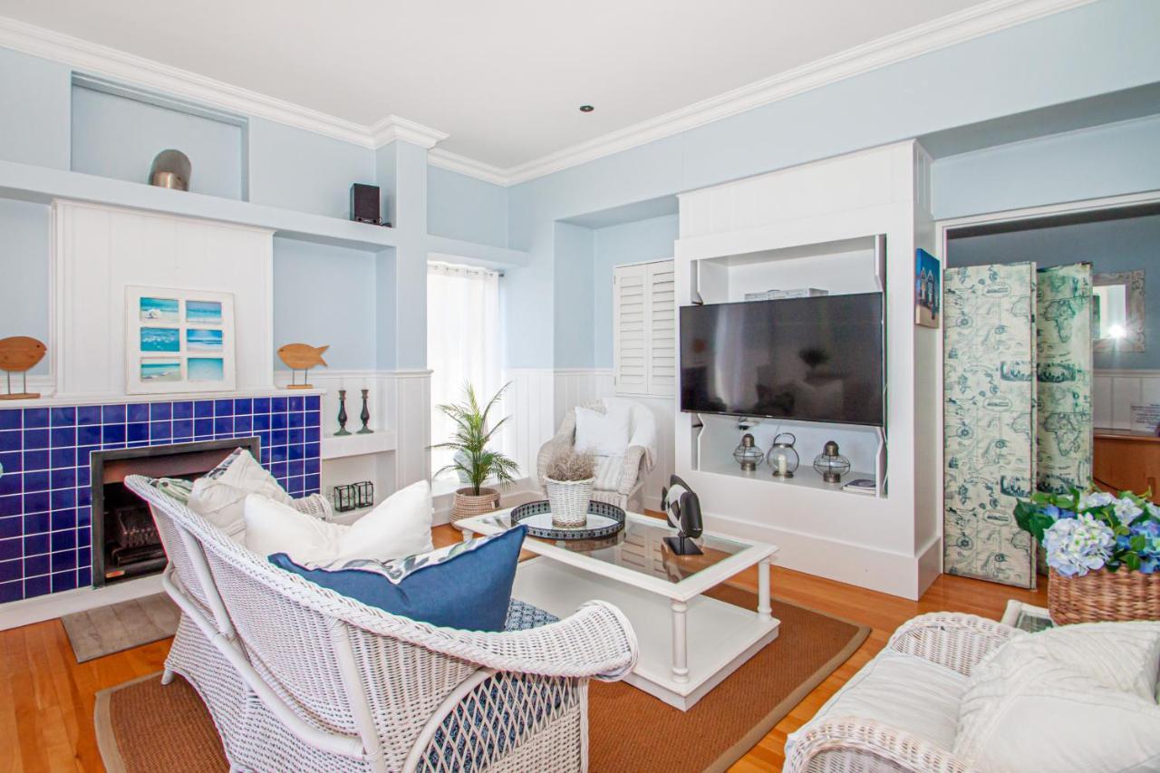 A Boat House Hotel Simon's Town Bagian luar foto